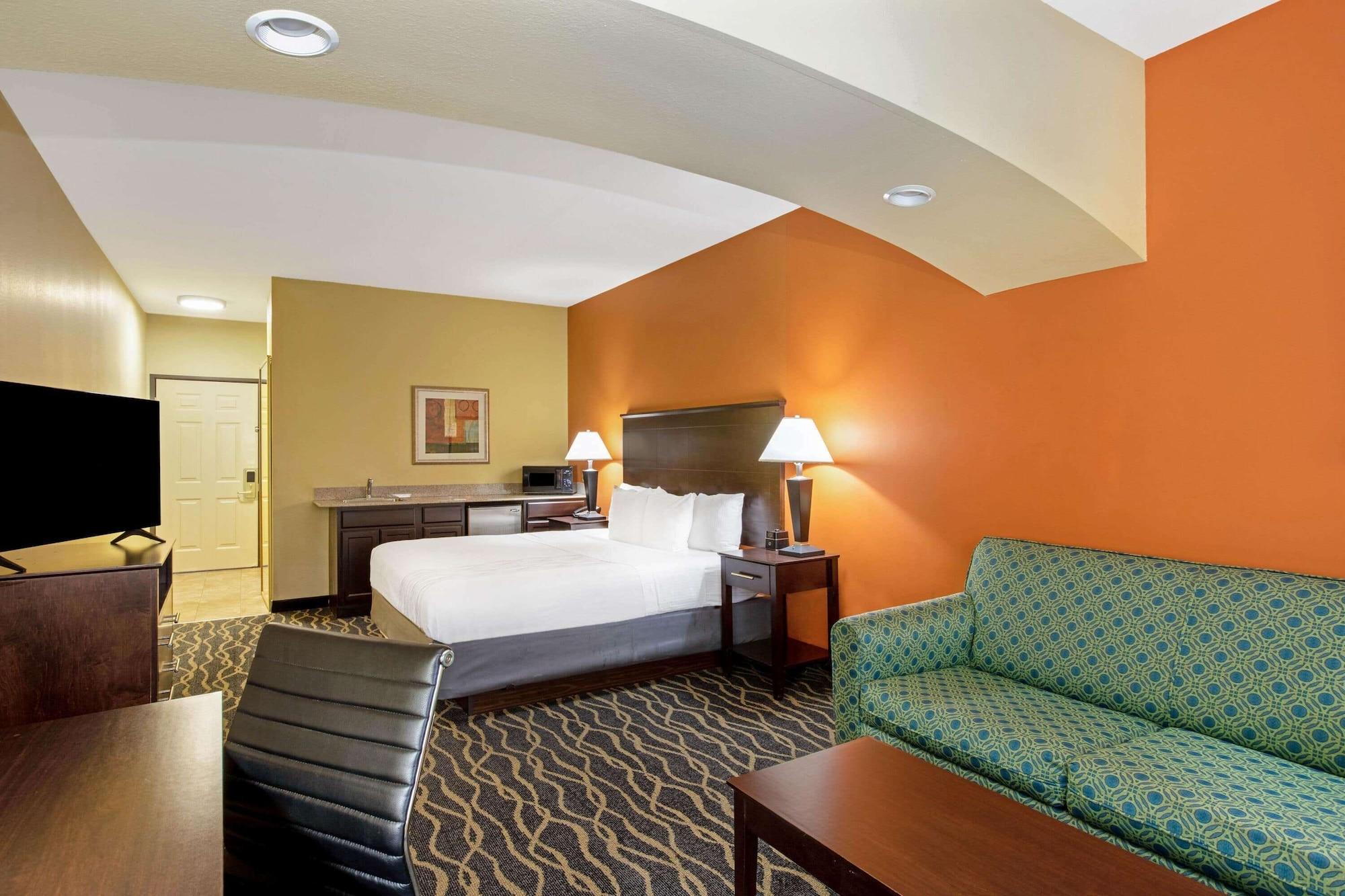 La Quinta By Wyndham Tulsa Airport / Expo Square Hotel Exterior foto